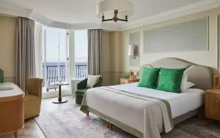 Executive King Seaview and Balcony