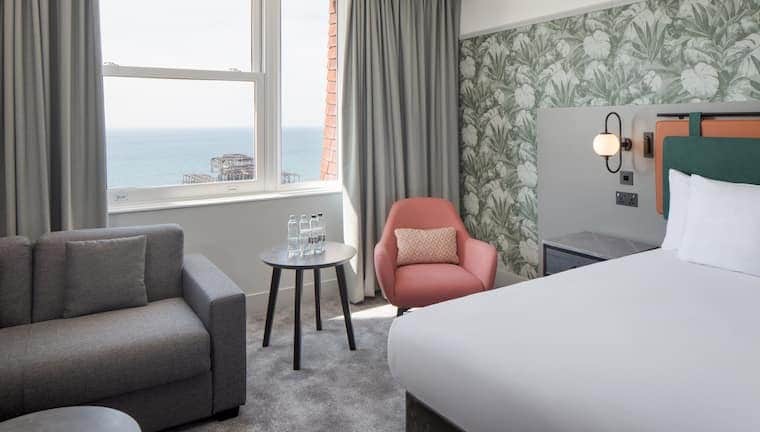 King Superior Room with Sea View and Sofa Bed